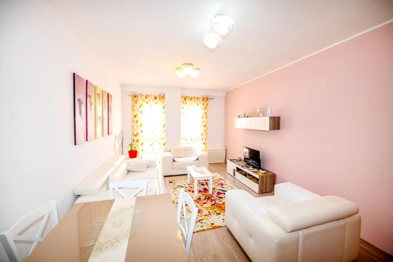 Happy Stories' In Centre Apartament
